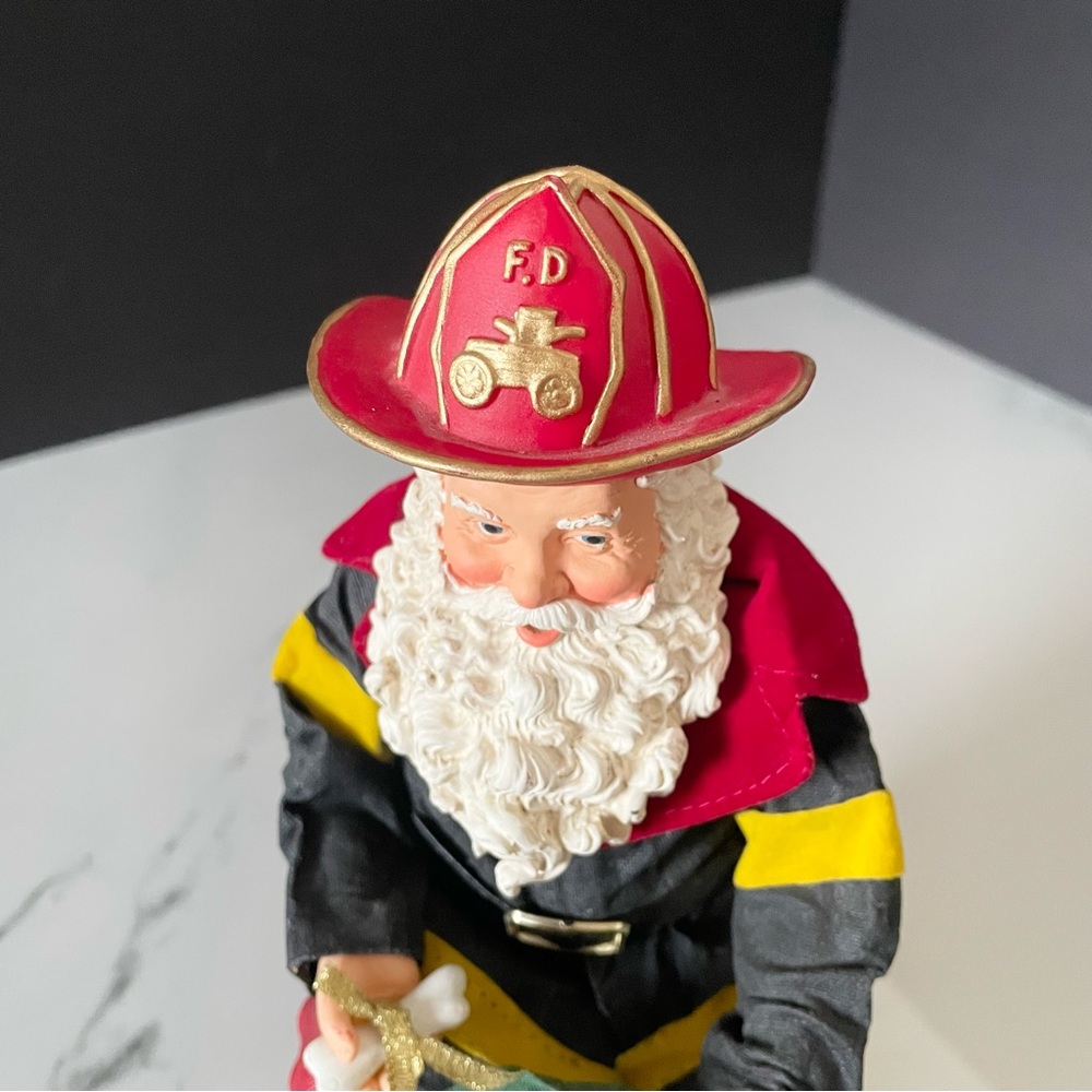 Firefighter Santa with Puppy Dalmatian - Possible Dreams Clothtique by Dept. 56 - Picture 6 of 10